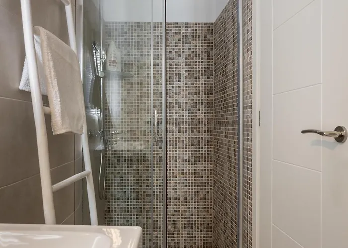 - 2br House With Amazing View - Caper 度假居