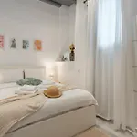 Dom wakacyjny - 2br House With Amazing View - Caper *