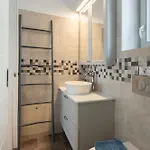 - 2br House With Amazing View - Caper