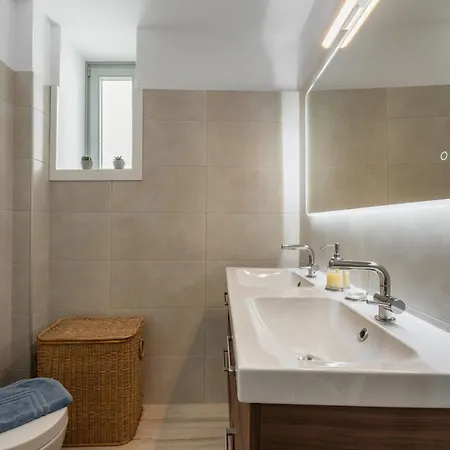 Caper-2 Bedroom Traditional With Amazing View Ferienhaus Naoussa