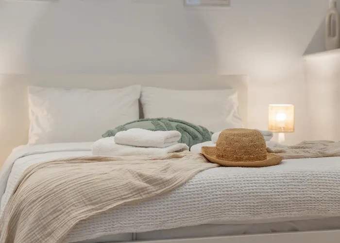 Prázdninový dům - 2br House With Amazing View - Caper